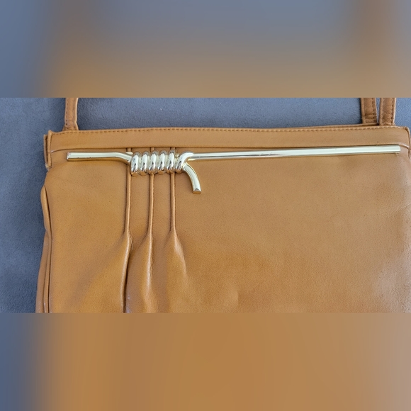 Women's Tan Shoulder Bag 8x11" - Picture 7 of 7